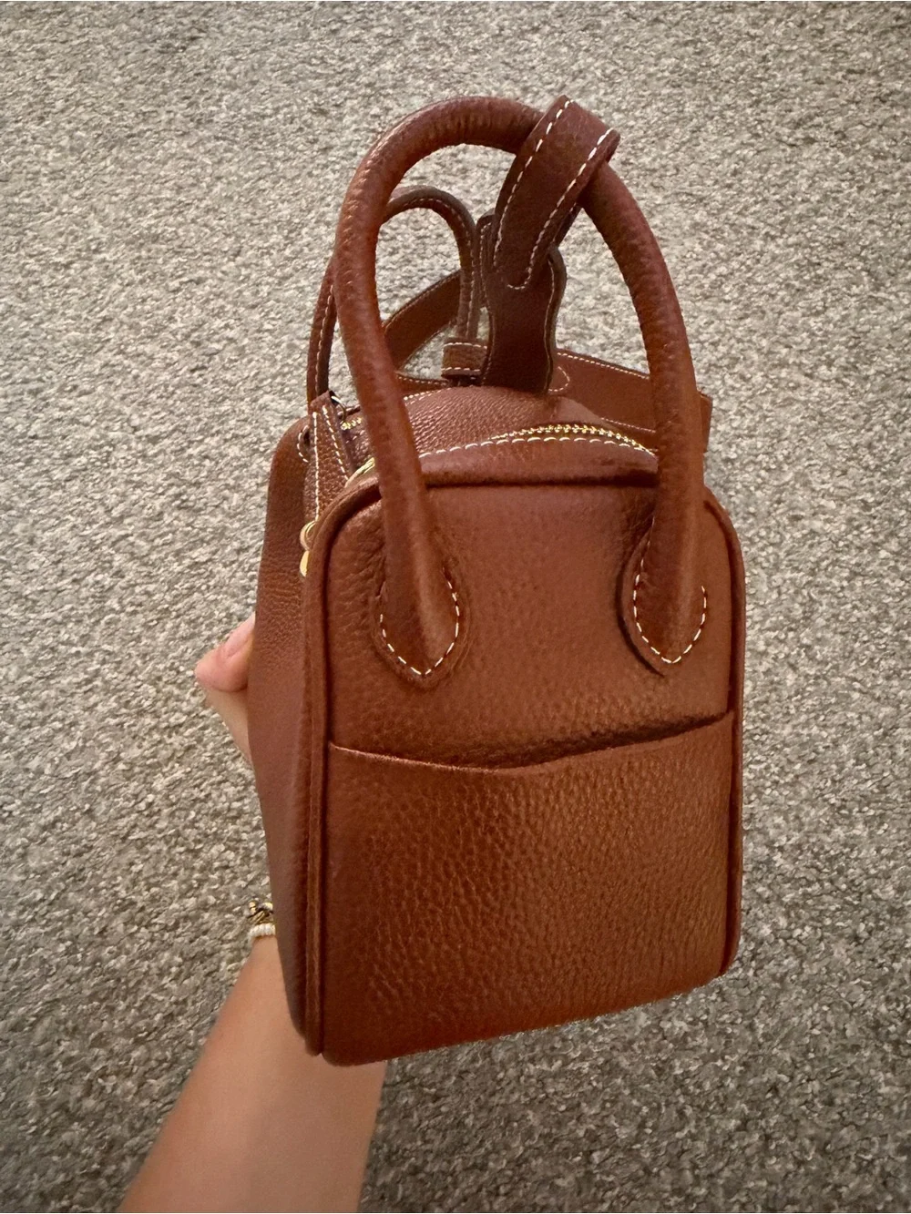 Verano Hill Maris Mini Shoulder Bag with Gold-Tone Turn-Lock - Picture 6 of 8
